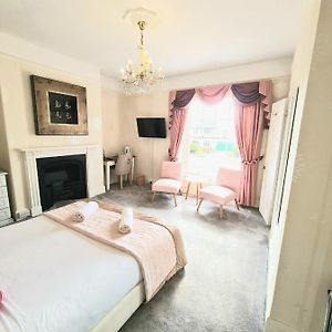 Double Room Bathroom